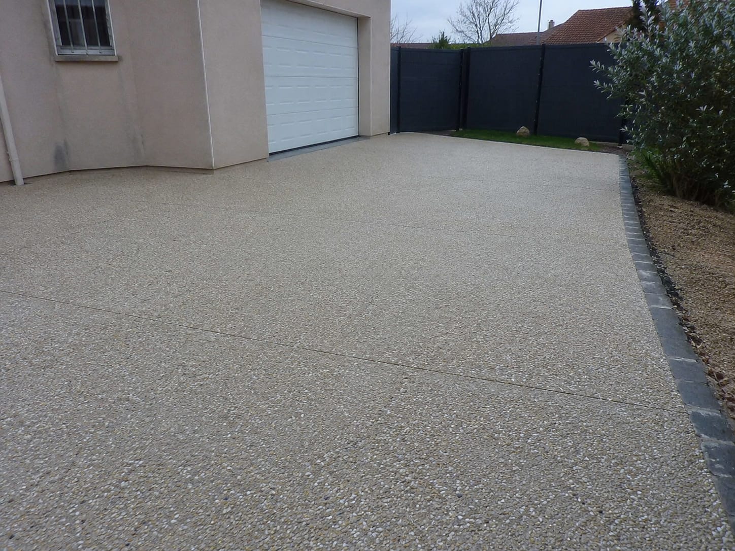 Accès de garage en béton désactivé