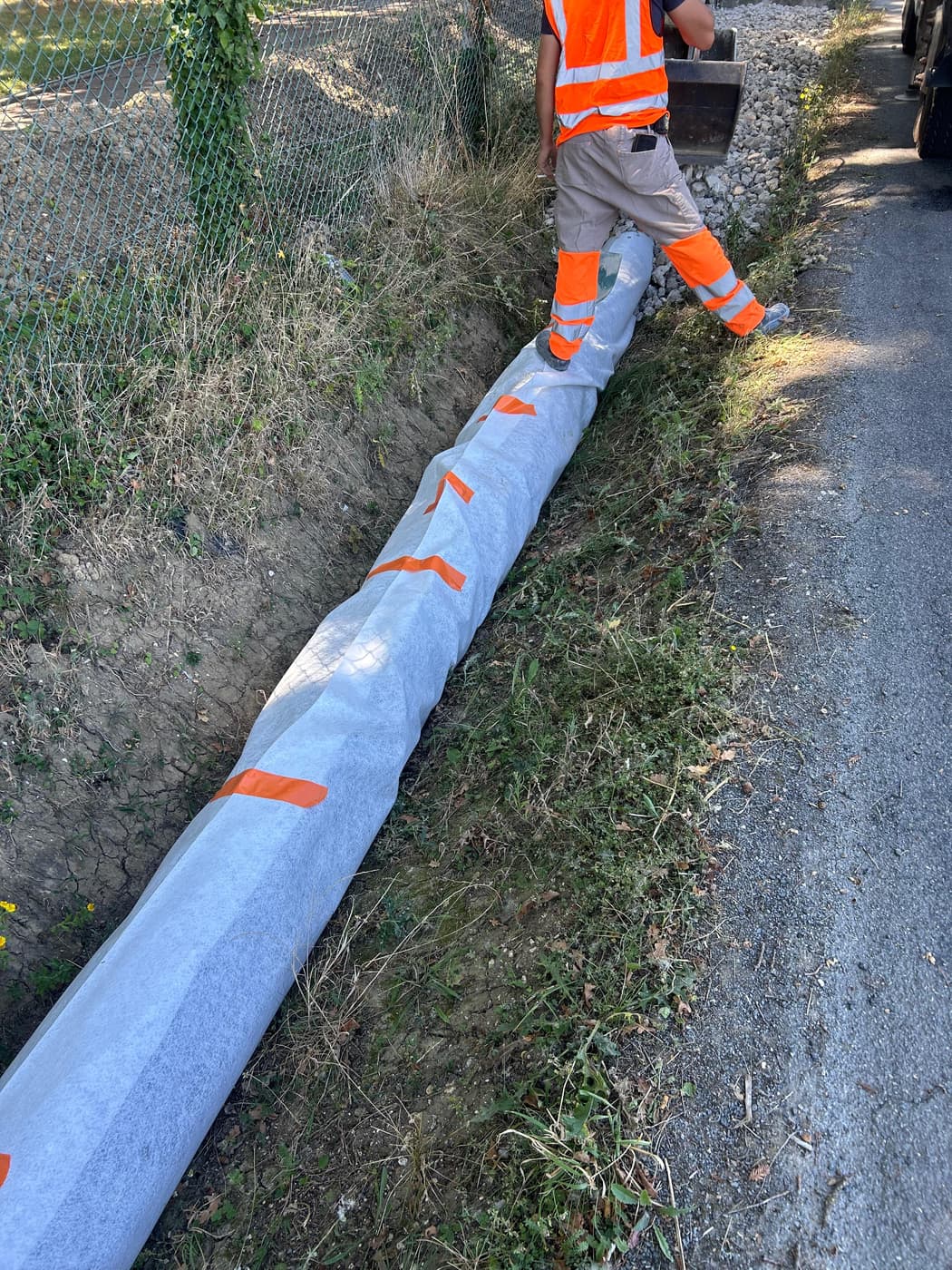Drainage le long d'une route – pendant